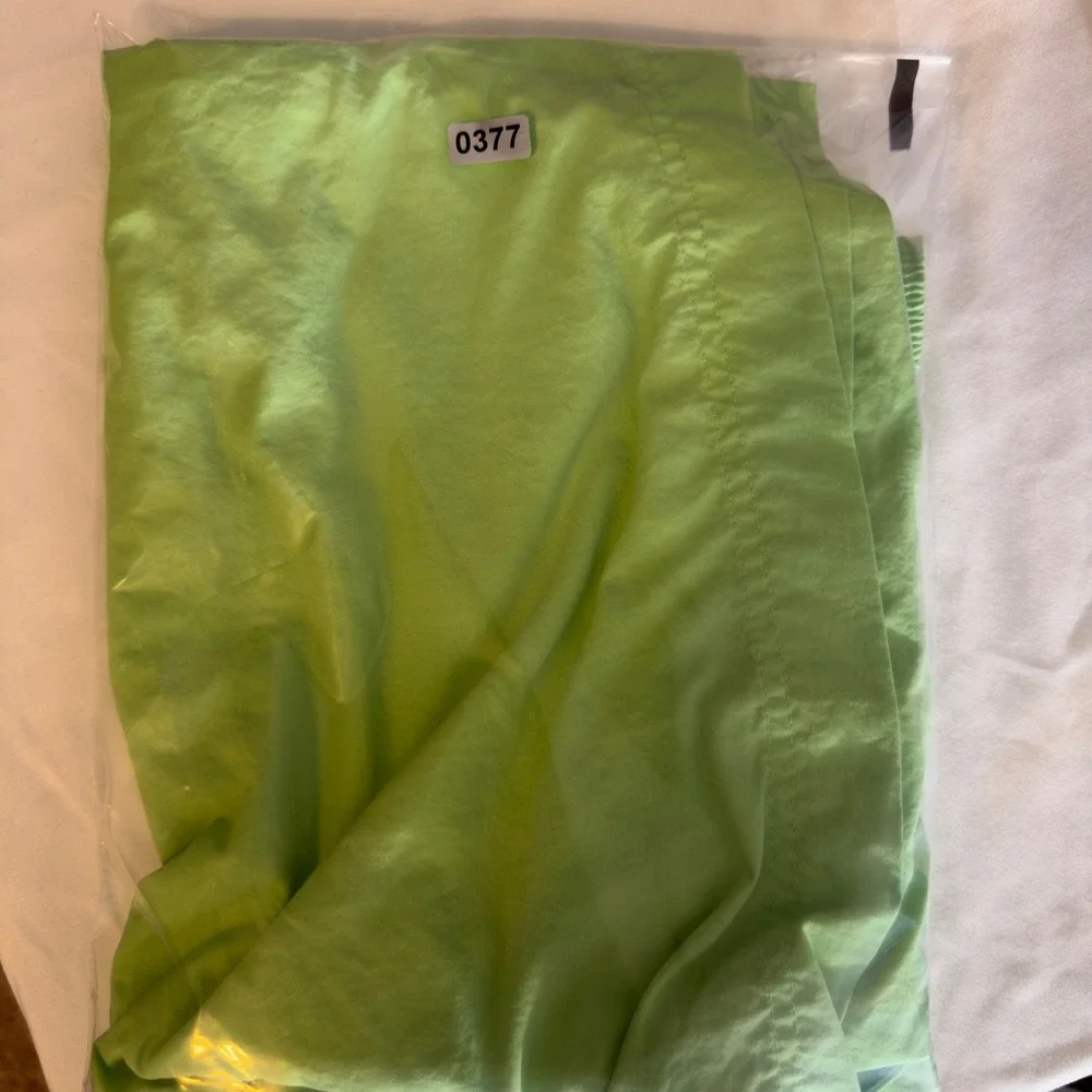377 | Columbia PFG Womens XL 5 Inch‎ Inseam Fishing Shorts Lime Green